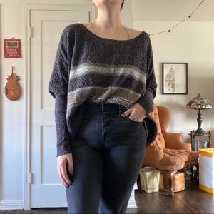 Oversized cropped sweater